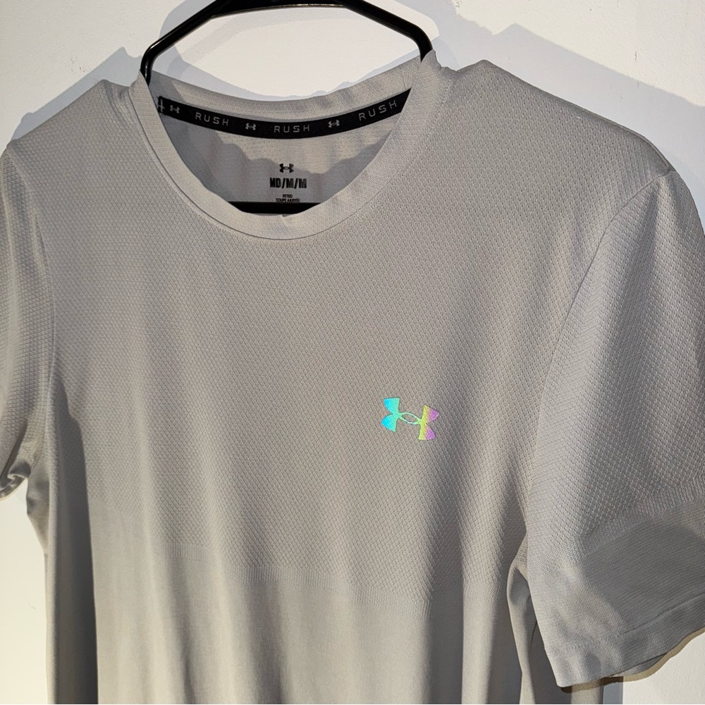 Under Armour Size MD Rush Seamless SS Tee - Picture 3 of 9